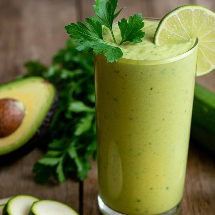 Avocado & Parsley Detox Smoothie