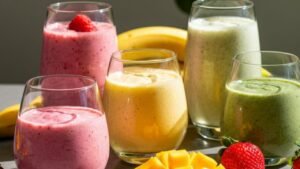 7 Greek Yogurt Smoothies for Healthy Summer Days