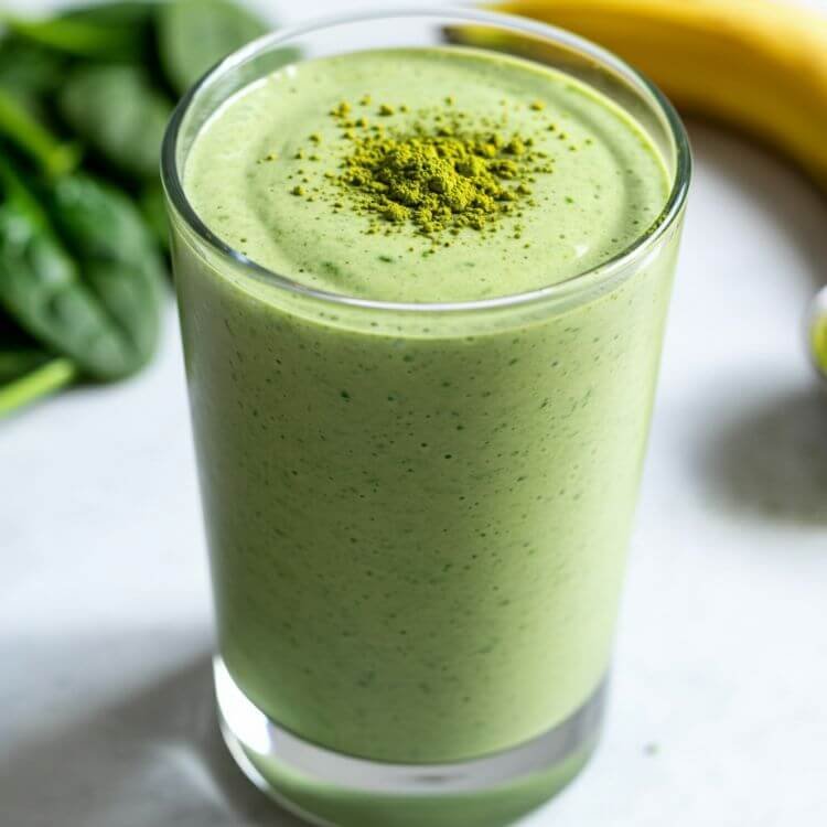Green Matcha Energizer Smoothie
