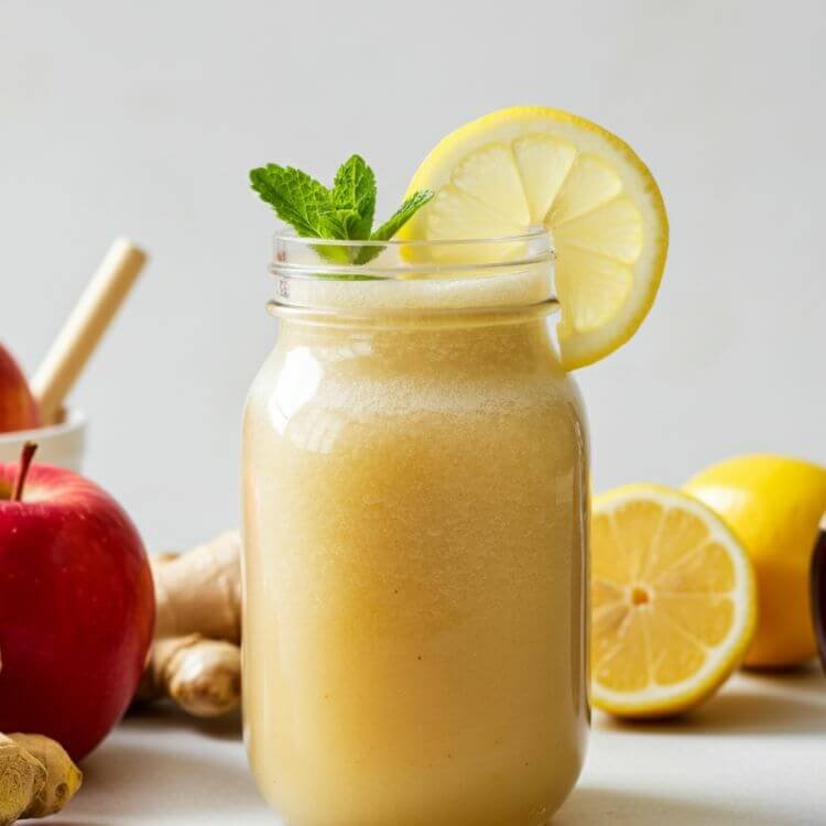 Apple Ginger Detox Smoothie