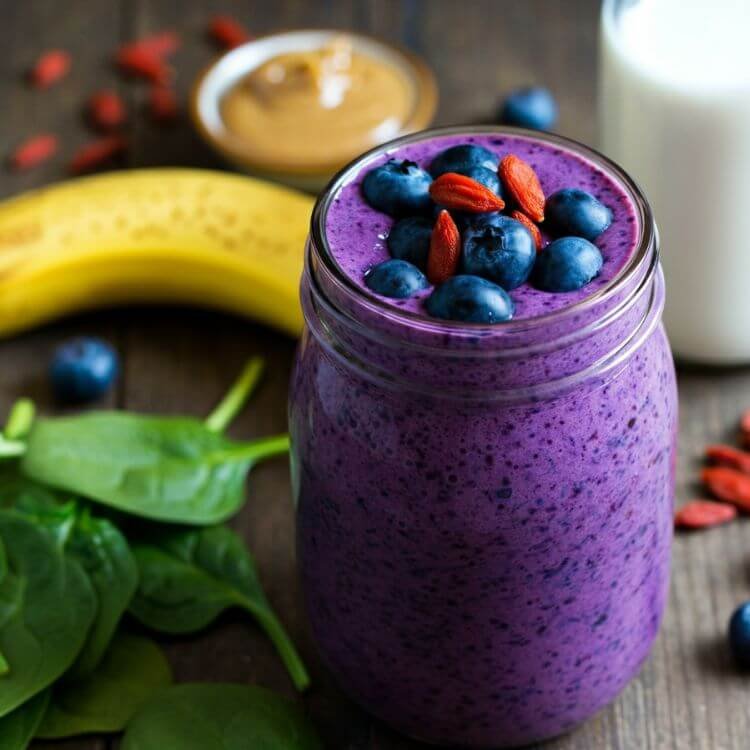 Blueberry Goji Power Smoothie