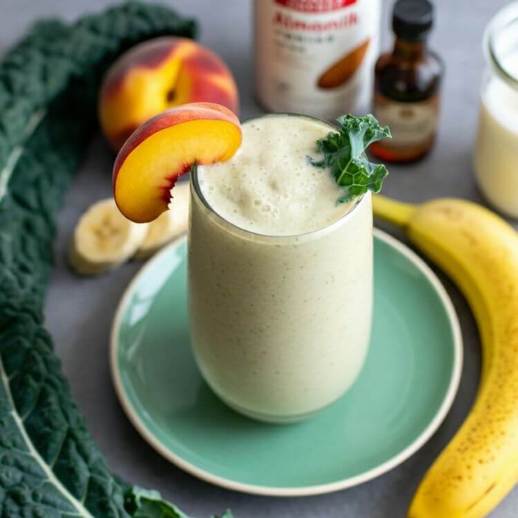 Vanilla Peach Kale Smoothie