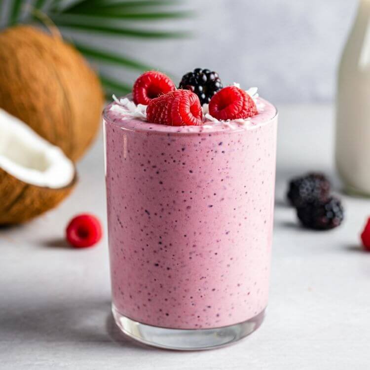 Berry Coconut Dream Smoothie